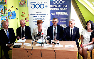 Minister Rafalska w Ostródzie: Dziś już złożono 2,8 tys. wniosków na nowy okres rozliczeniowy programu Rodzina 500 plus